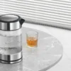 Bouilloire électrique en verre Xiaomi dans une cuisine