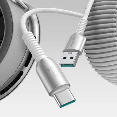Câble USB-A vers USB-C Joyroom enroulé
