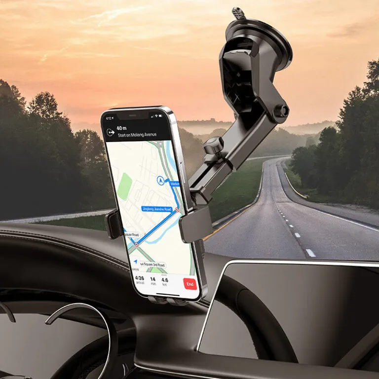 Support téléphone voiture ventouse sur pare-brise avec GPS
